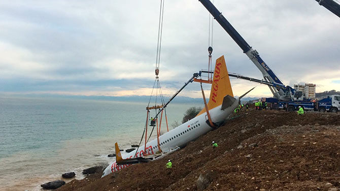 ucak-002.jpg ucak-002.jpg