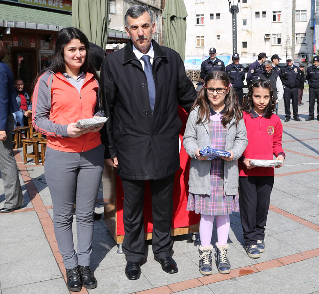 ucunculer_ahmetbasa.jpg ucunculer_ahmetbasa.jpg