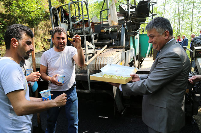 val1-002.jpg val1-002.jpg