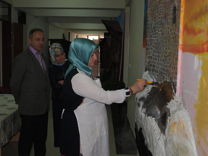 val1-004.jpg val1-004.jpg