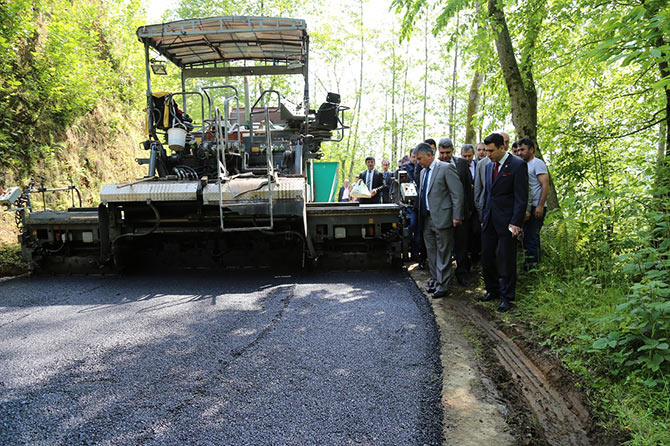 val2-001.jpg val2-001.jpg