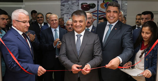 val2-005.jpg val2-005.jpg