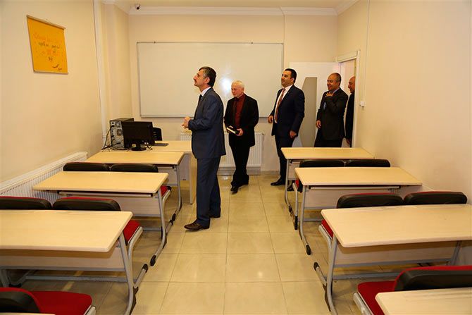 val2-007.jpg val2-007.jpg