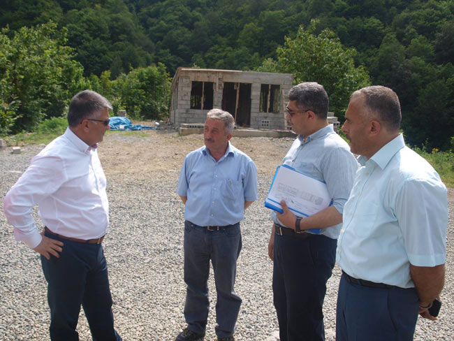 val2.20140629205616.jpg val2.20140629205616.jpg