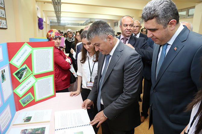 val6-003.jpg val6-003.jpg