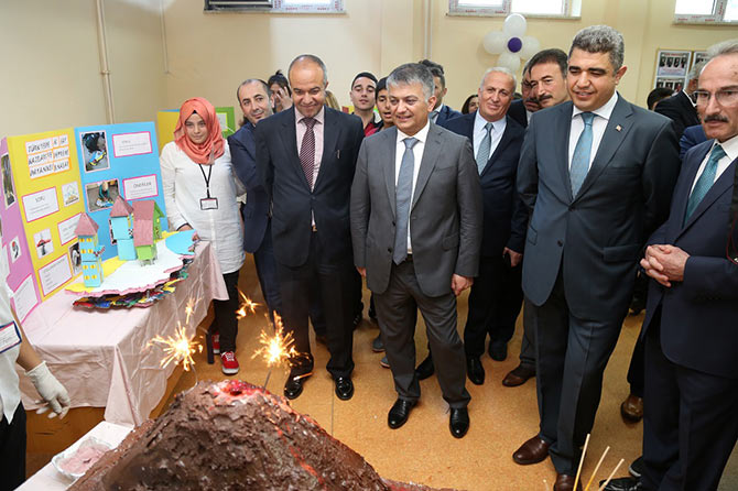 val7-003.jpg val7-003.jpg