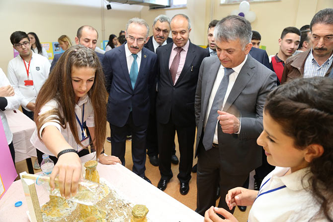 val9-003.jpg val9-003.jpg