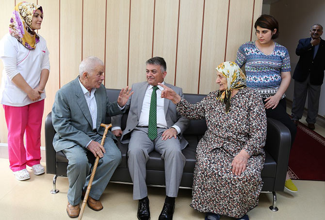 vali2-001.jpg vali2-001.jpg