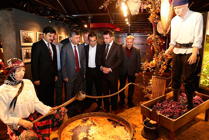 vali2-012.jpg vali2-012.jpg