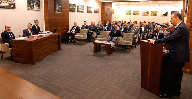 vali23.jpg vali23.jpg