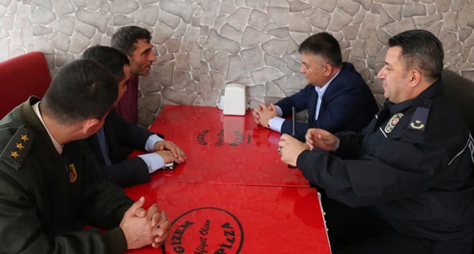 vali3-005.jpg vali3-005.jpg