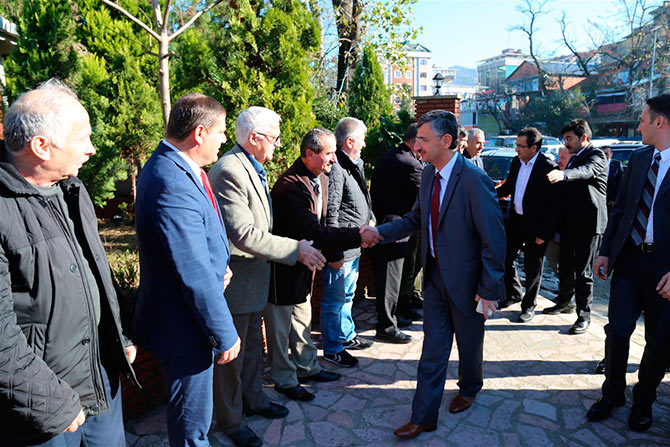 vali4-011.jpg vali4-011.jpg