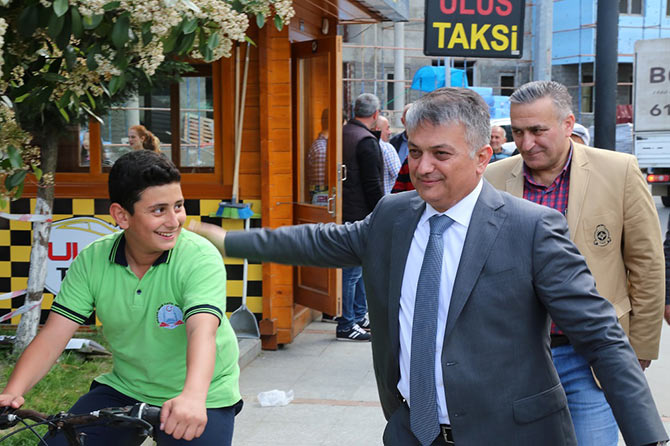 vali6-003.jpg vali6-003.jpg