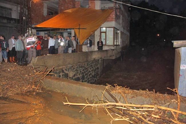 yagmur3.20130619225957.jpg yagmur3.20130619225957.jpg