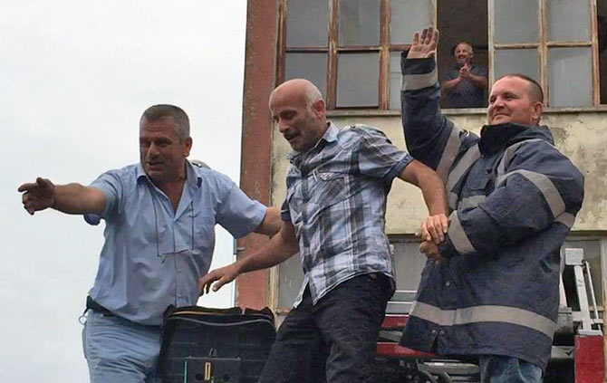 yang1-001.jpg yang1-001.jpg