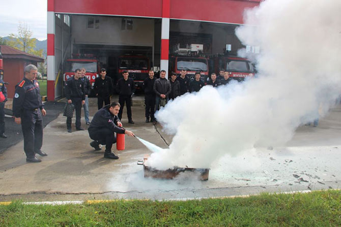 yang1-004.jpg yang1-004.jpg