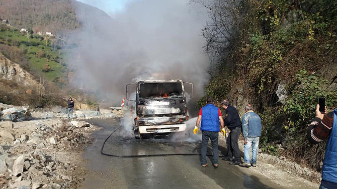 yang5-010.jpg yang5-010.jpg