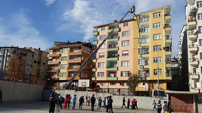 yangin-001.jpg yangin-001.jpg