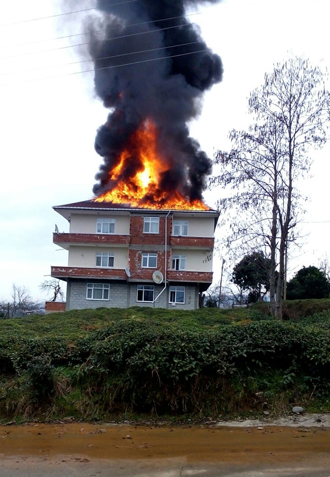 yangin-003.jpg yangin-003.jpg