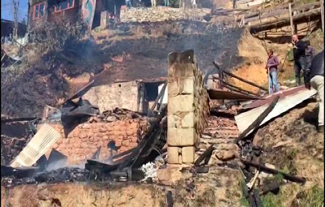 yangin-005.jpg yangin-005.jpg