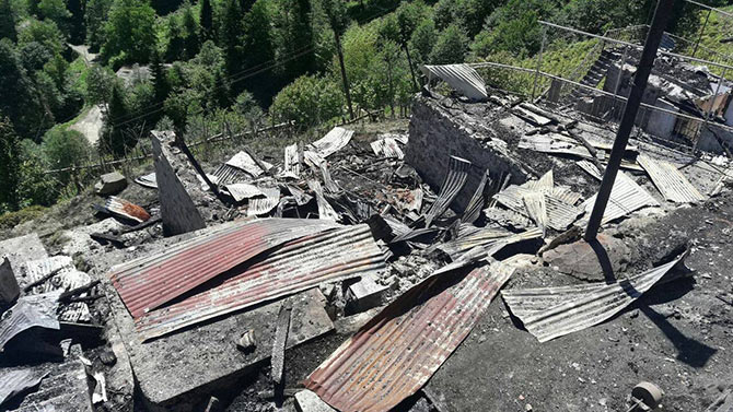 yangin04-001.jpg yangin04-001.jpg