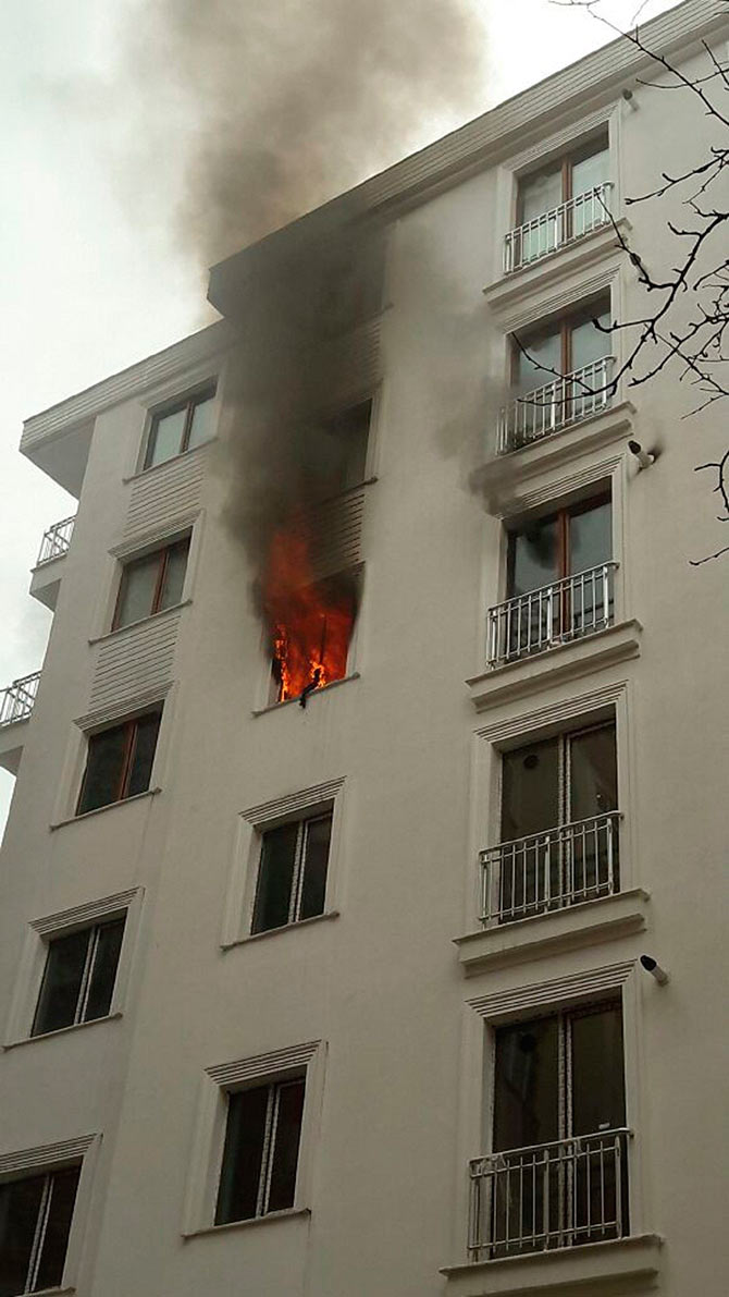 yangin1-004.jpg yangin1-004.jpg