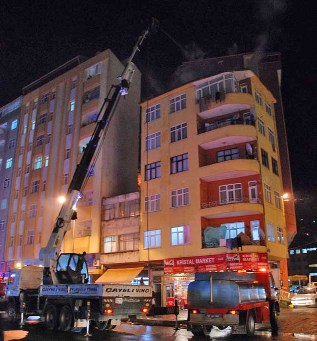 yangin2.jpg yangin2.jpg