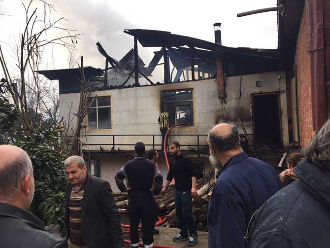 yangin3-003.jpg yangin3-003.jpg