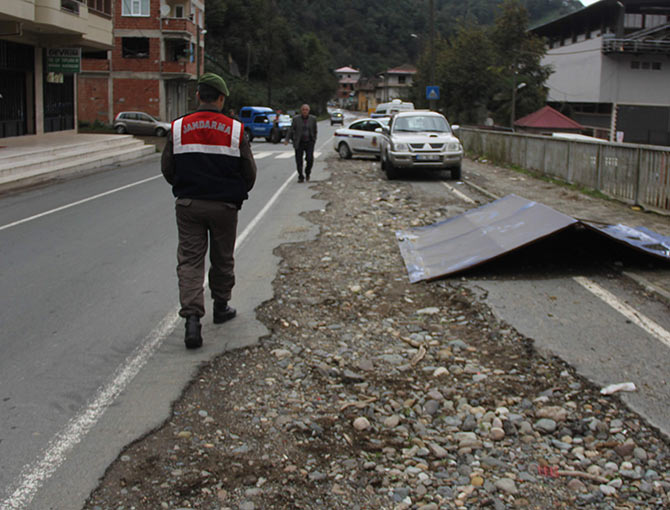 yol3-006.jpg yol3-006.jpg