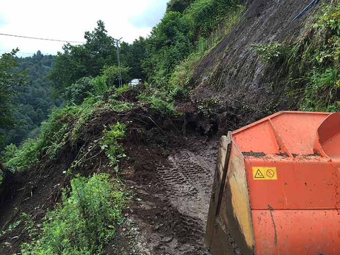 yol3-013.jpg yol3-013.jpg