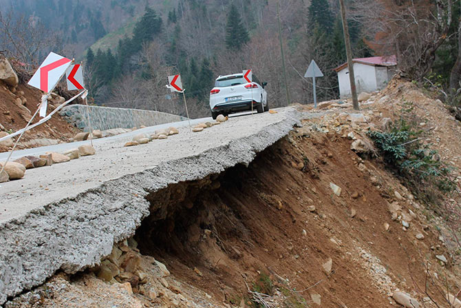 yol3-017.jpg yol3-017.jpg