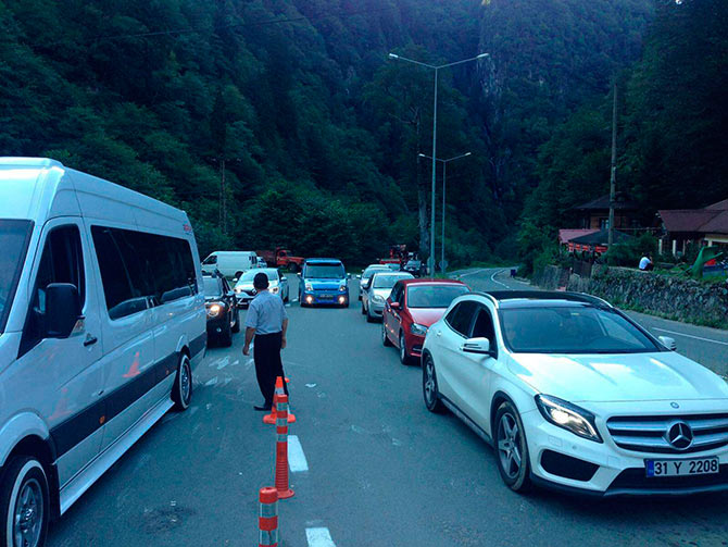 yol3-020.jpg yol3-020.jpg