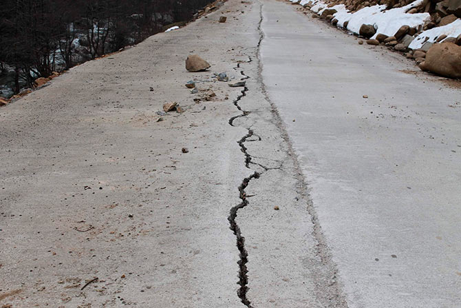 yol4-011.jpg yol4-011.jpg