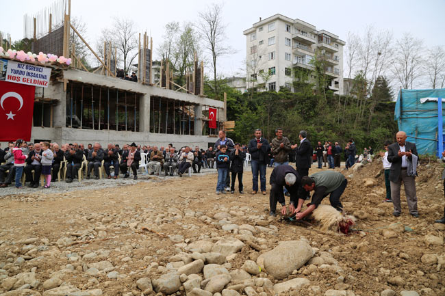 yurt3.20140406174412.jpg yurt3.20140406174412.jpg