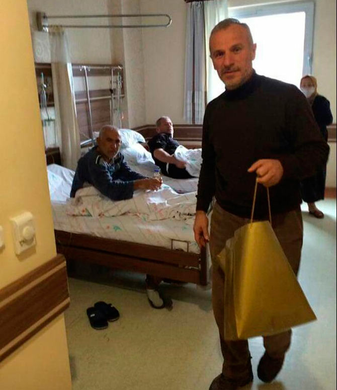 zemzem2.jpg zemzem2.jpg