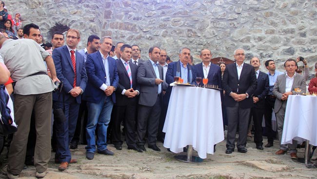 zilkale2.20130601002439.jpg zilkale2.20130601002439.jpg