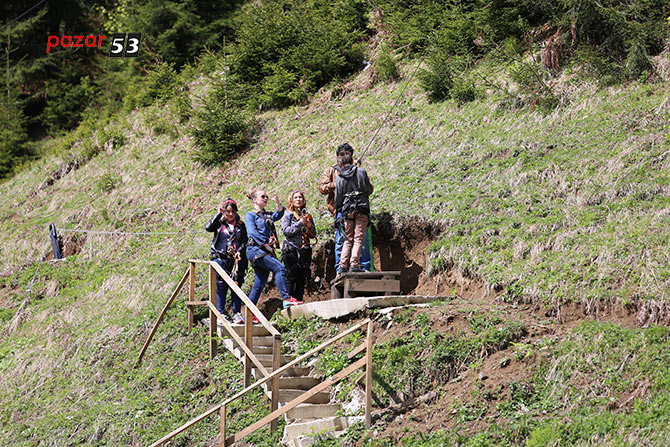 zipline3.jpg zipline3.jpg