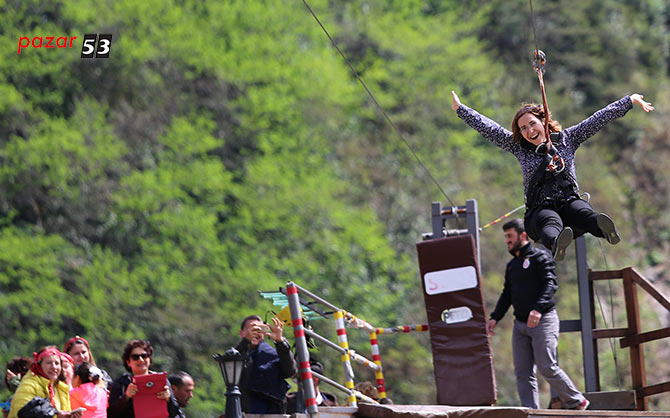 zipline5.jpg zipline5.jpg