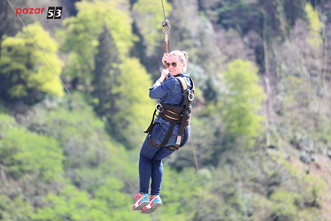 zipline6.jpg zipline6.jpg